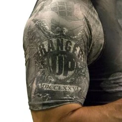 SV Hoist The Black Flag Rash Guard 10 SV Hoist The Black Flag Rash Guard